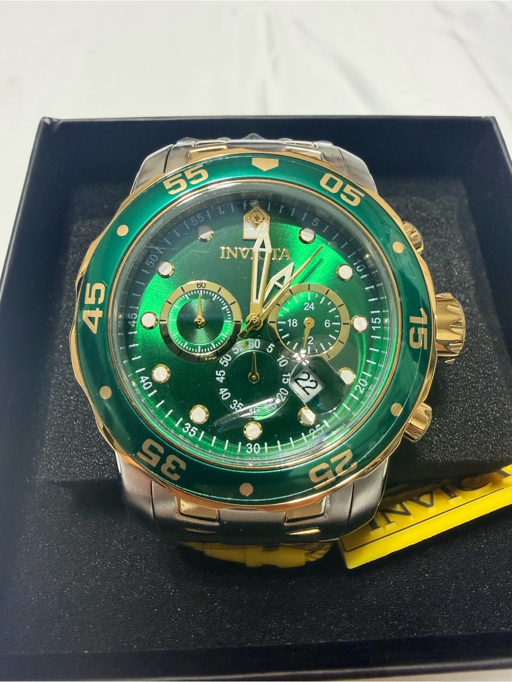 Invicta Pro Diver Scuba Green Dial Two-Tone Chronograph Watch - Picture 2 of 8